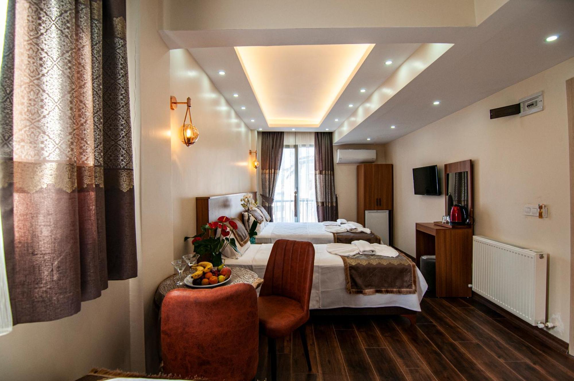 Historia Hotel Istanbul Exterior photo